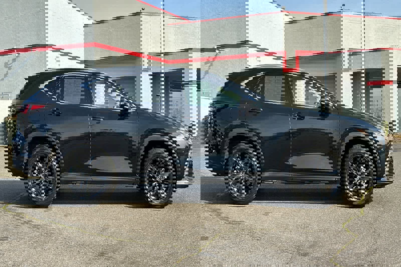 Certified 2025 Lexus NX 450h+ AWD w/ Luxury Package image 6