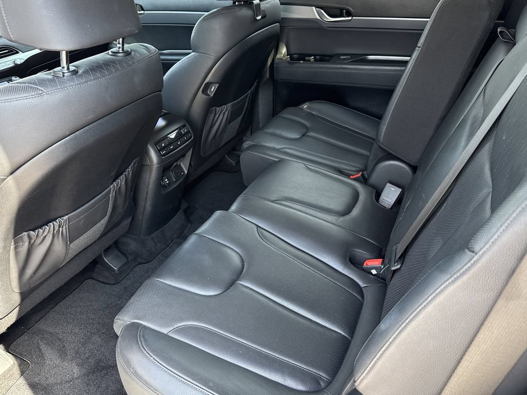 Certified 2022 Hyundai Palisade SEL w/ 8P Bench Seat Package FWD image 29