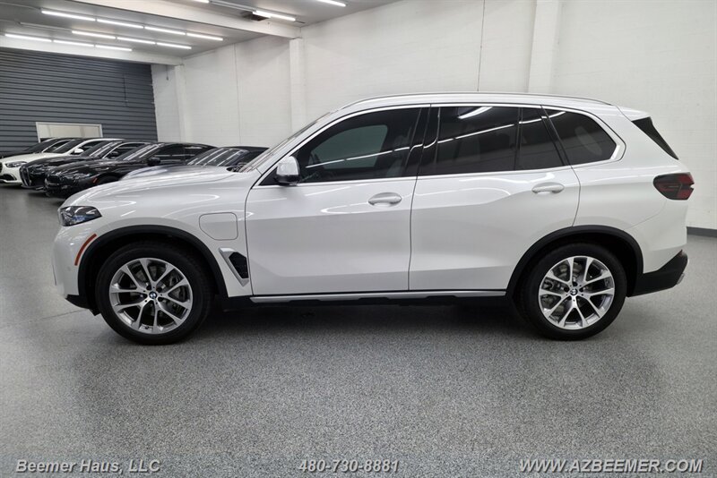 Used 2026 BMW X5 xDrive50e AWD/4WD image 5