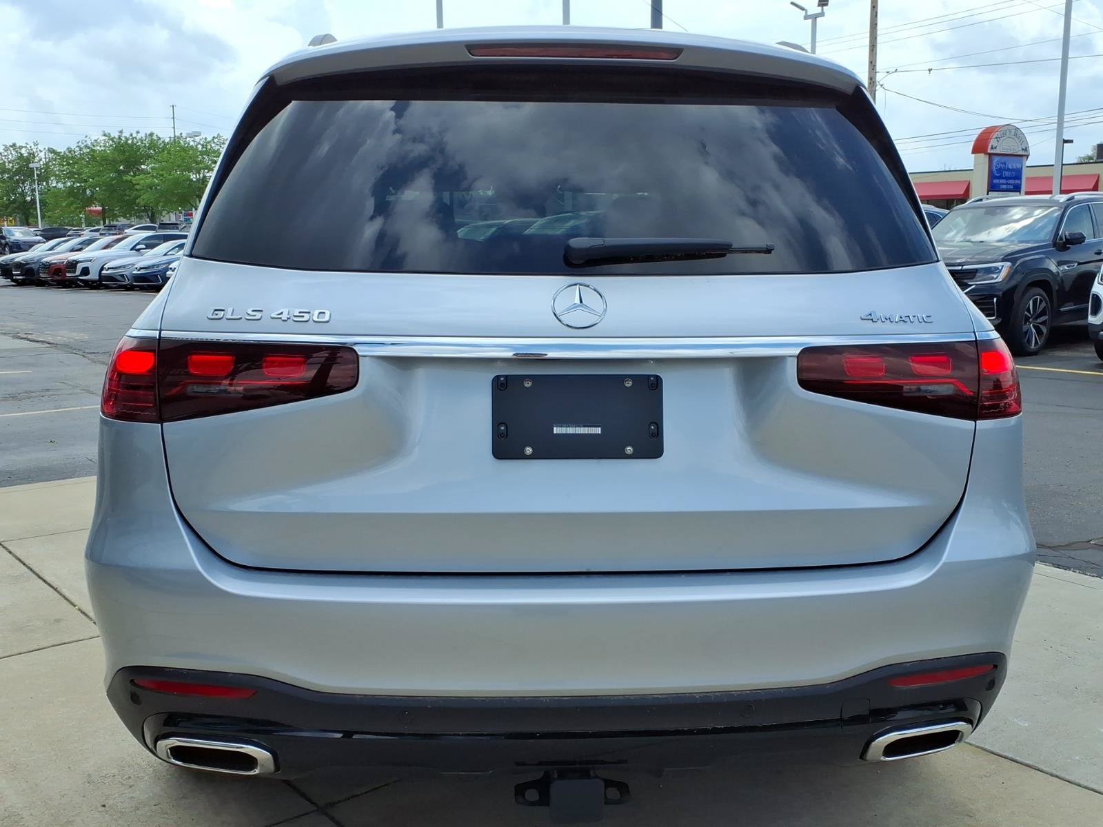 New 2026 Mercedes-Benz GLS 450 4MATIC image 9