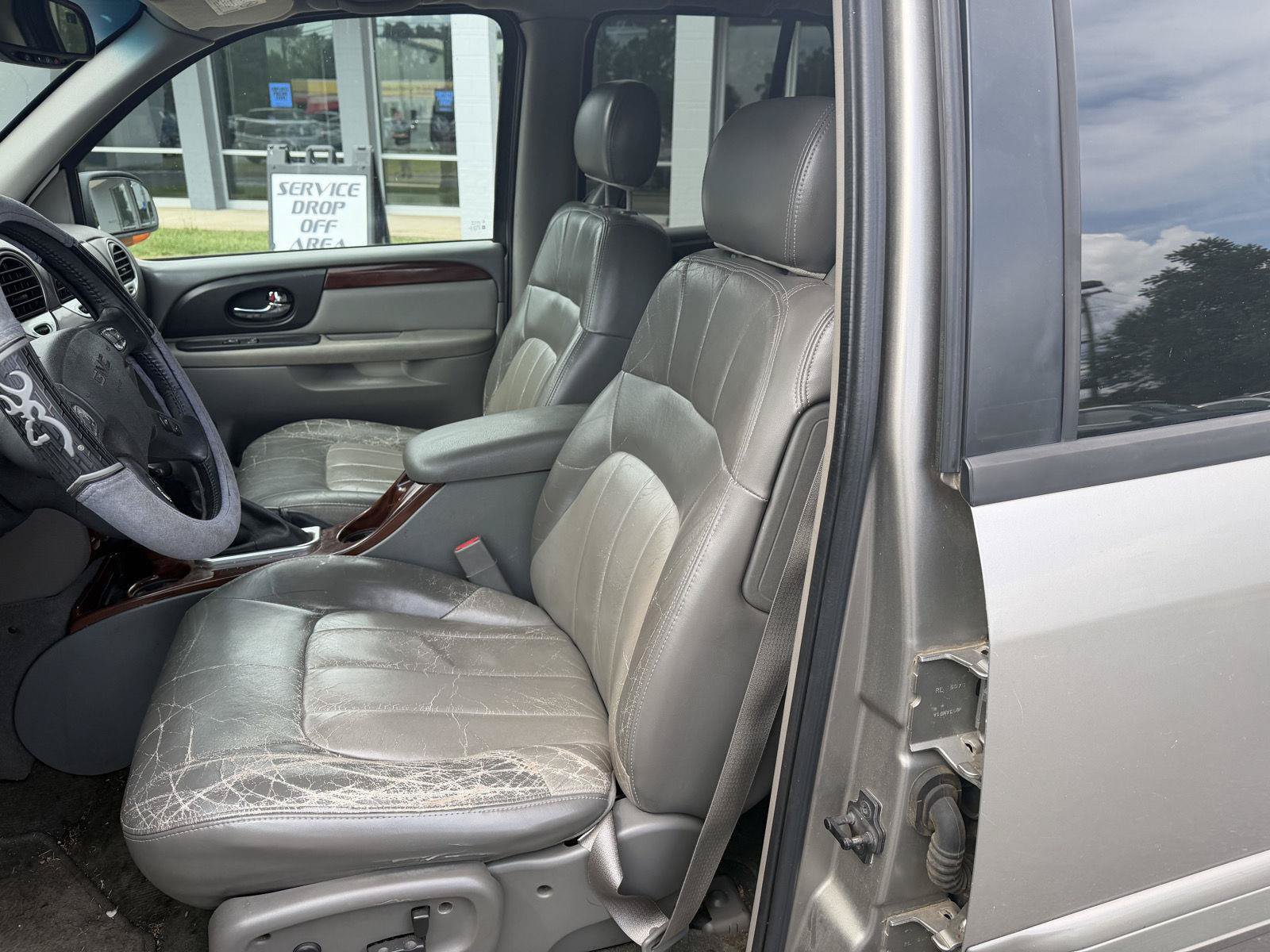 Used 2002 GMC Envoy SLT AWD/4WD image 10