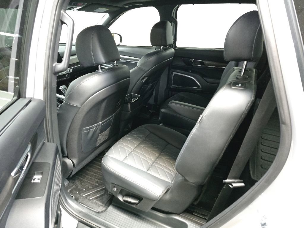 Used 2023 Kia Telluride EX X-Line AWD/4WD image 31