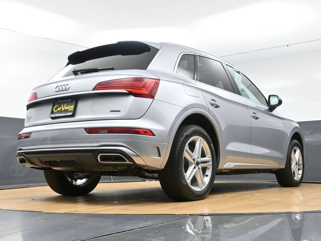 Used 2024 Audi Q5 e Premium w/ Convenience Package AWD/4WD image 55