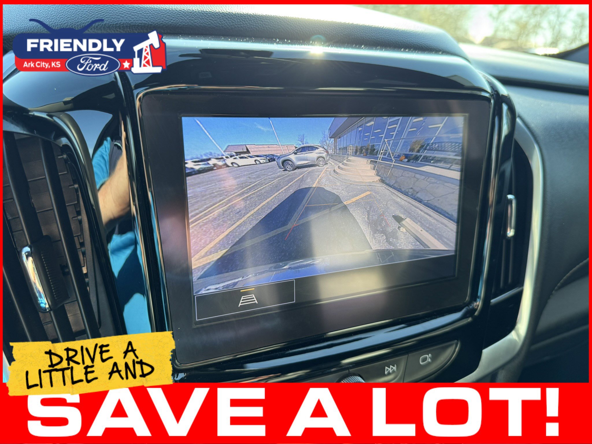 Used 2022 Chevrolet Traverse LT AWD/4WD image 33
