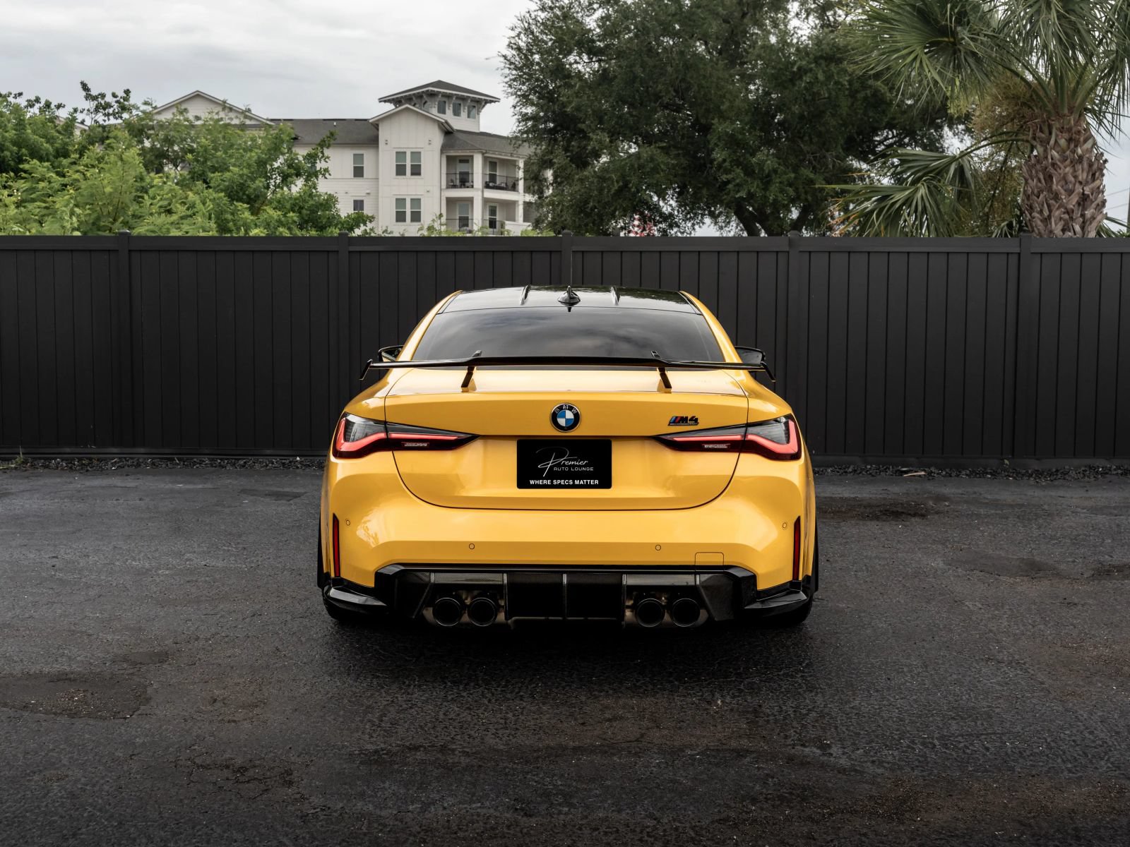 Used 2022 BMW M4 xDrive Competition w/ M Carbon Exterior Package AWD/4WD image 5