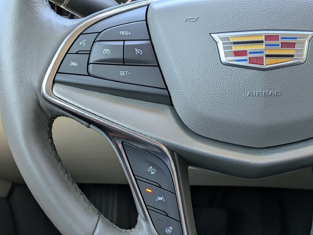 Certified 2023 Cadillac XT5 Premium Luxury FWD image 28