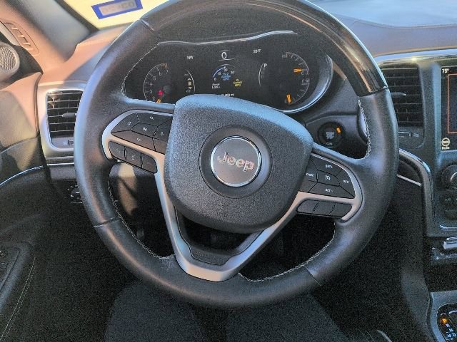 Used 2018 Jeep Grand Cherokee Overland w/ Trailer Tow Group IV image 9