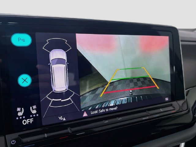 Certified 2024 Volkswagen Atlas Peak Edition SE AWD/4WD image 15