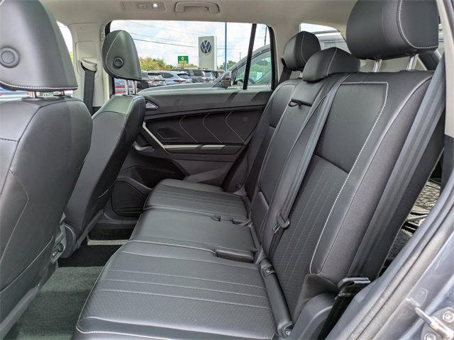 Certified 2024 Volkswagen Tiguan SE image 12