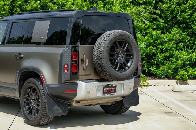 Used 2021 Land Rover Defender 110 S AWD/4WD image 16
