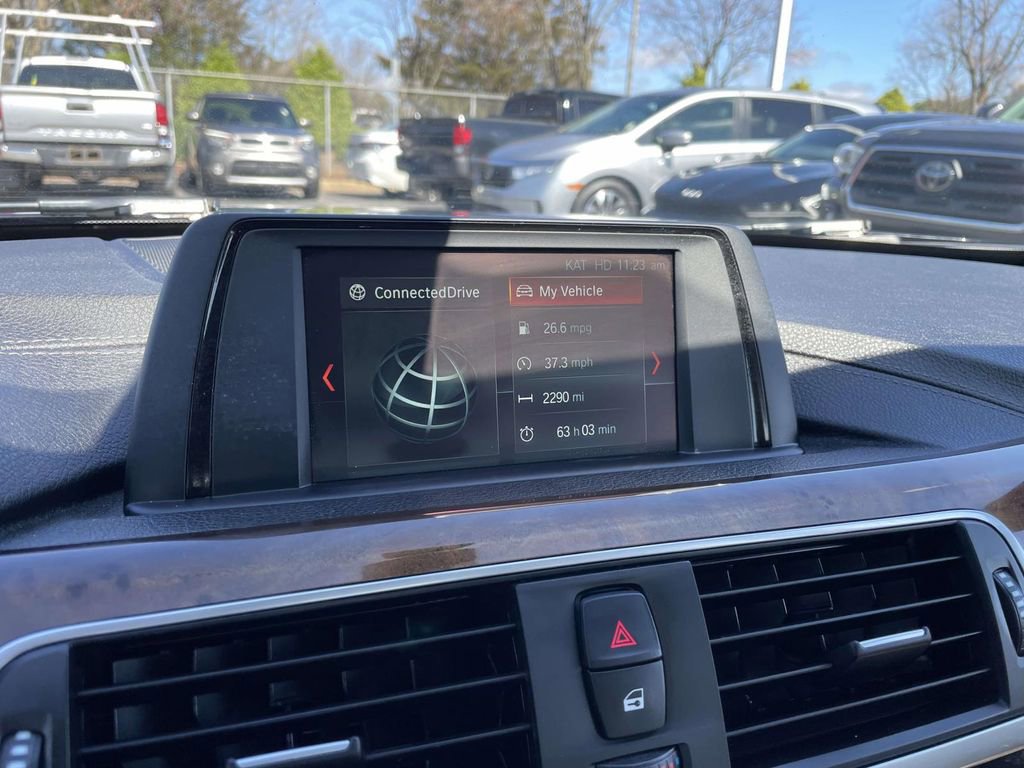 Used 2018 BMW 330i xDrive Sedan w/ Convenience Package image 40