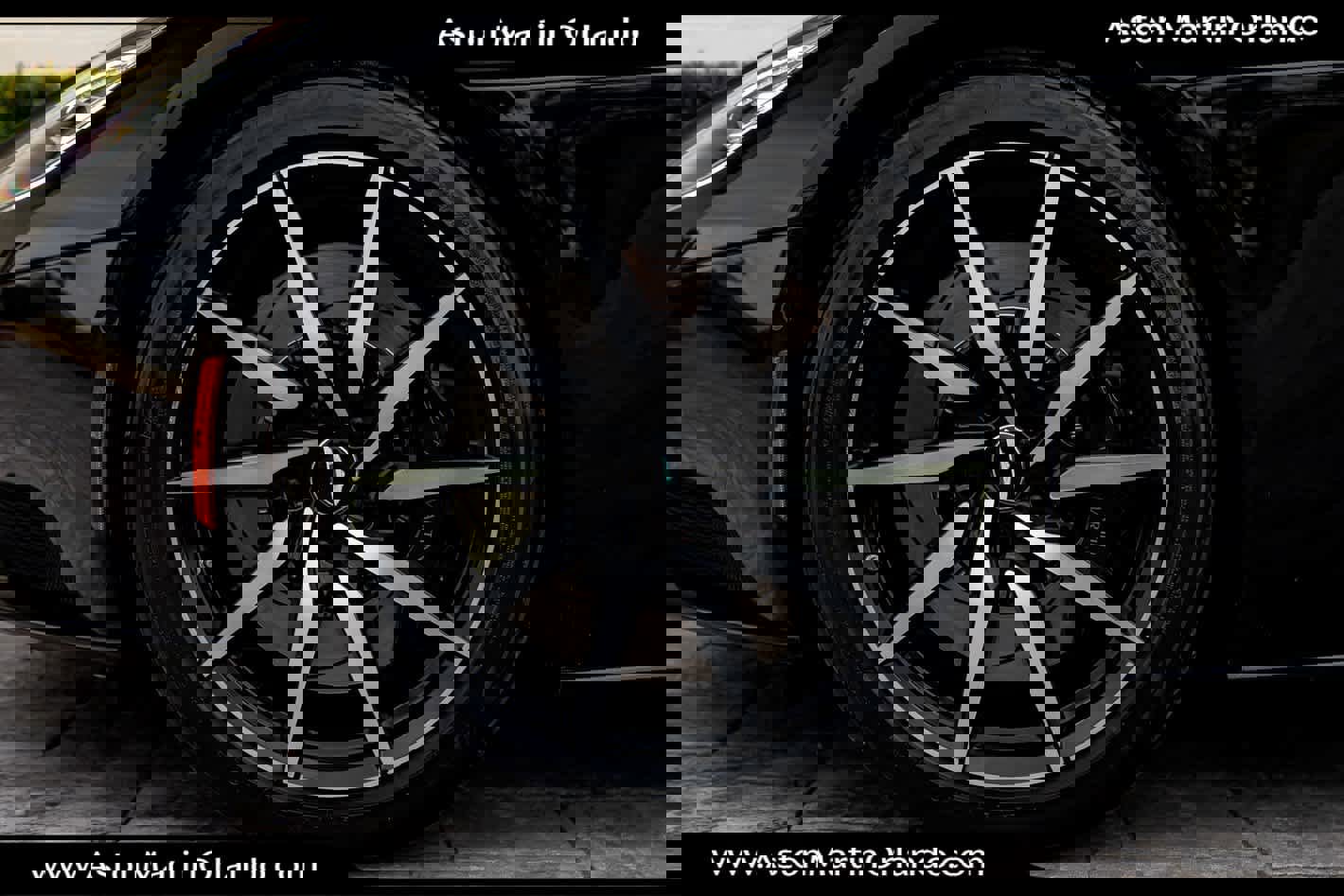 Used 2019 Aston Martin DB11 Volante image 38