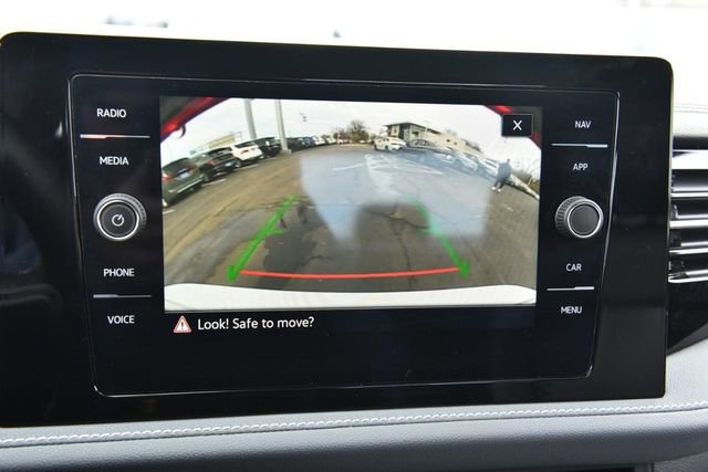 Used 2025 Volkswagen Jetta SEL image 13