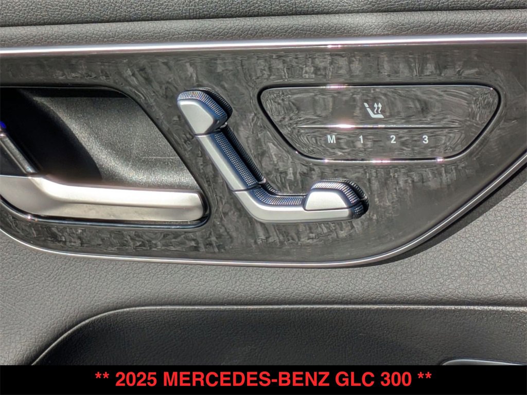 Certified 2025 Mercedes-Benz GLC 300 4MATIC image 14