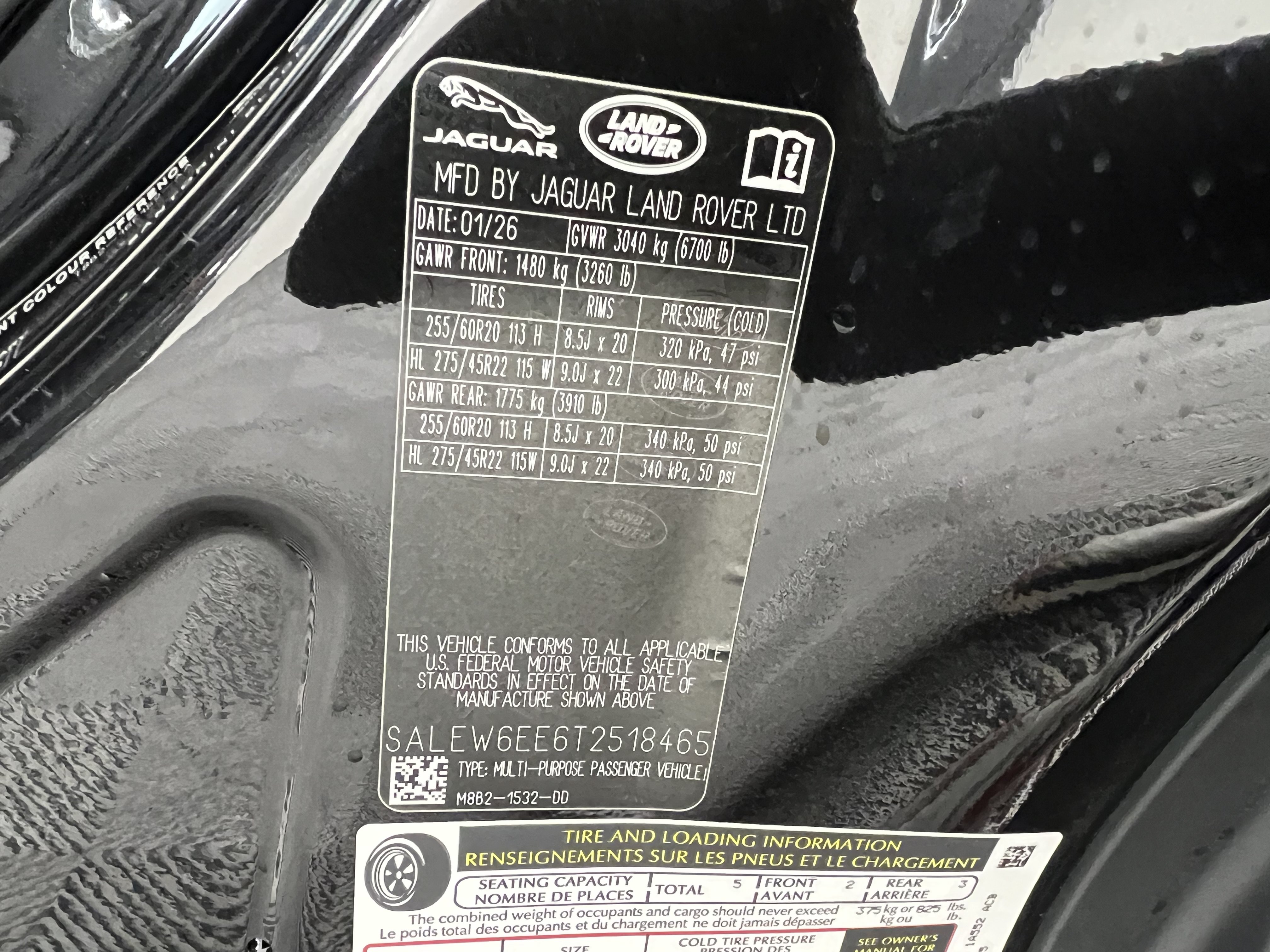 Used 2026 Land Rover Defender 90 V8 AWD/4WD image 34