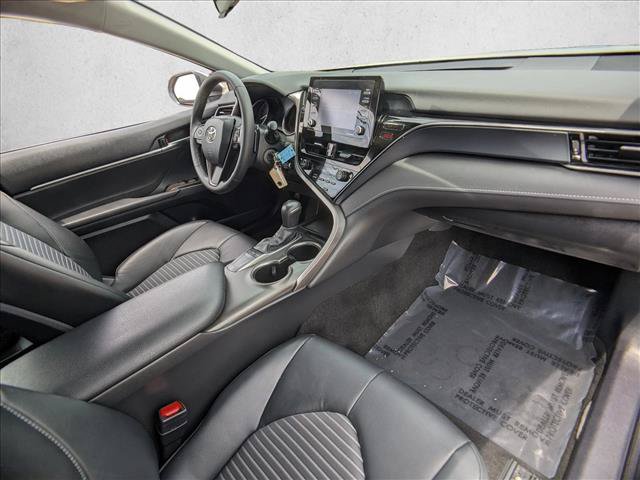 Used 2024 Toyota Camry SE FWD image 19