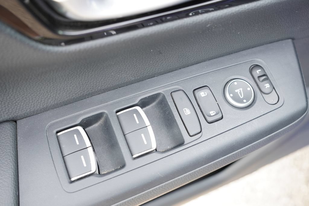 Used 2024 Honda CR-V Sport Touring image 24