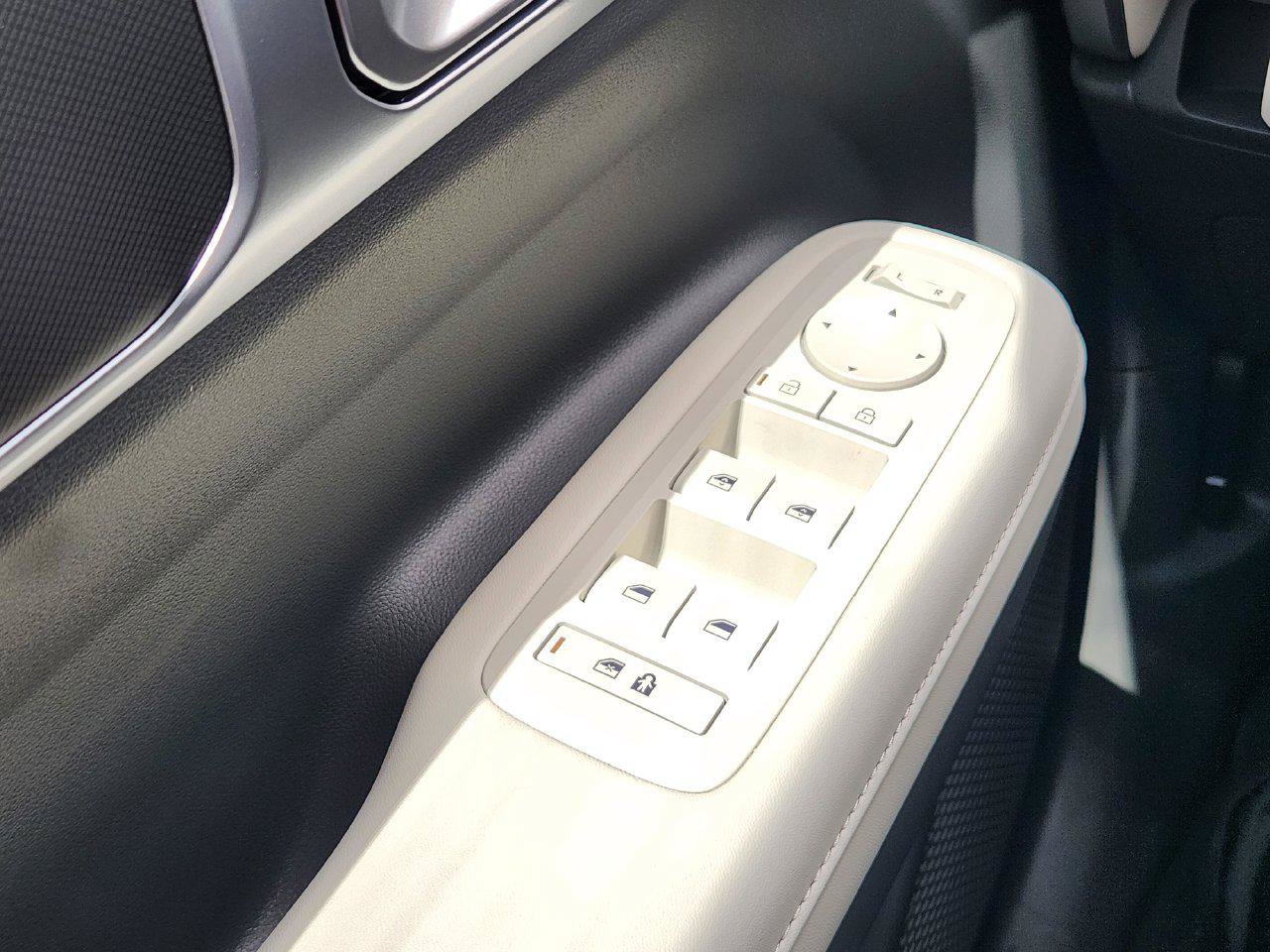 New 2026 Hyundai Santa Fe SEL FWD image 22