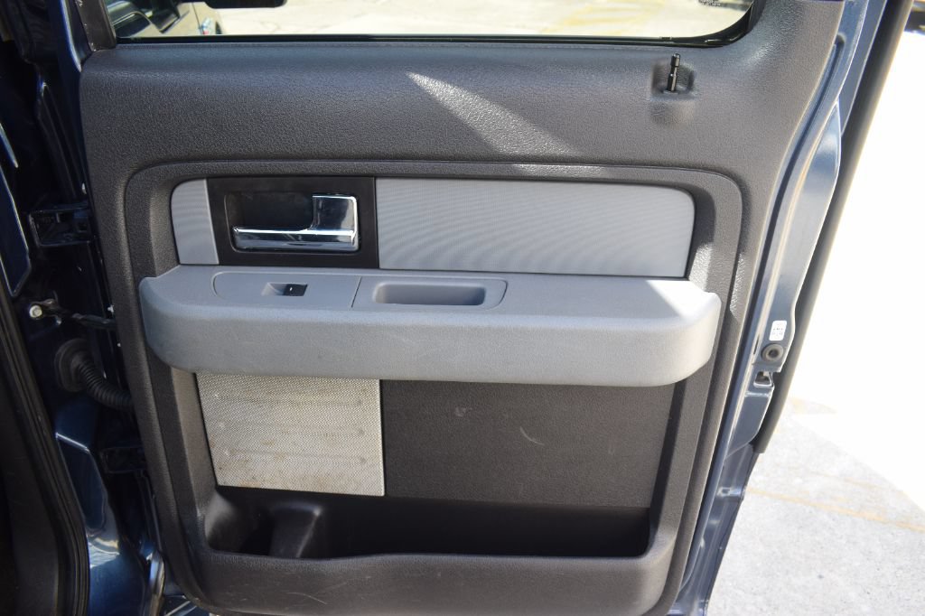 Used 2014 Ford F150 XLT w/ XLT Chrome Package RWD image 13