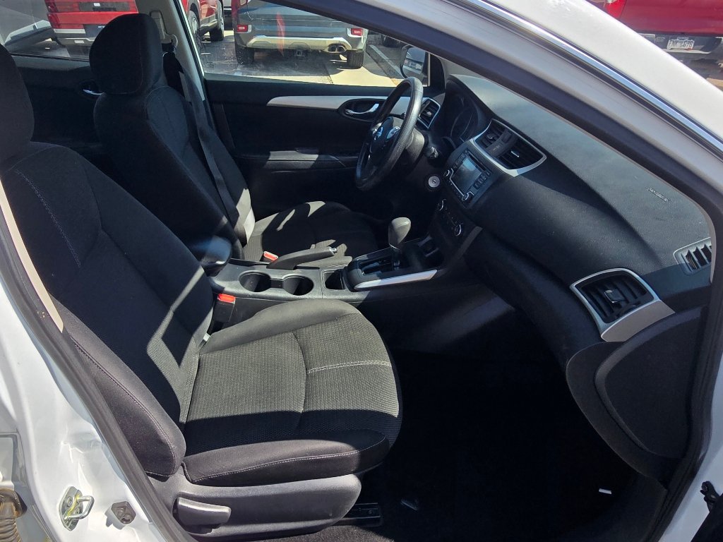 Used 2018 Nissan Sentra S FWD image 11