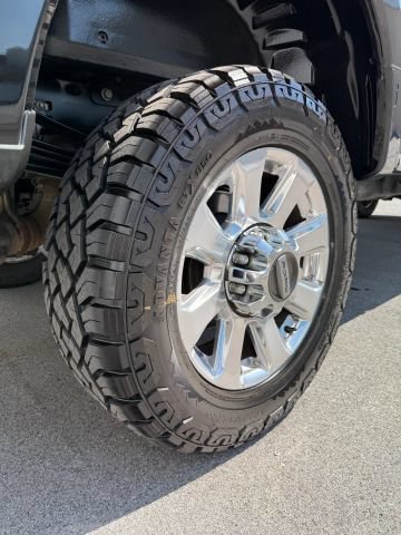 Used 2019 Ford F350 Platinum w/ Platinum Ultimate Package AWD/4WD image 48