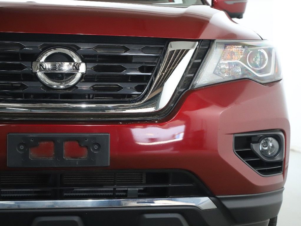 Used 2018 Nissan Pathfinder Platinum AWD/4WD image 8