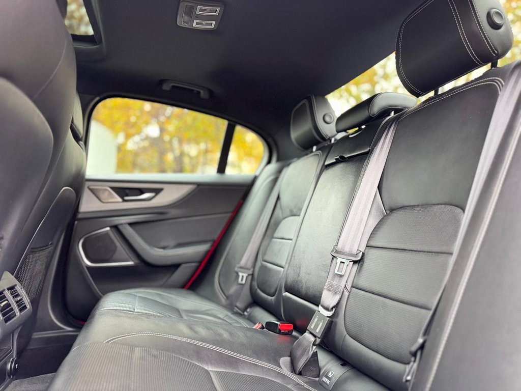 Used 2020 Jaguar XE R-Dynamic S image 19