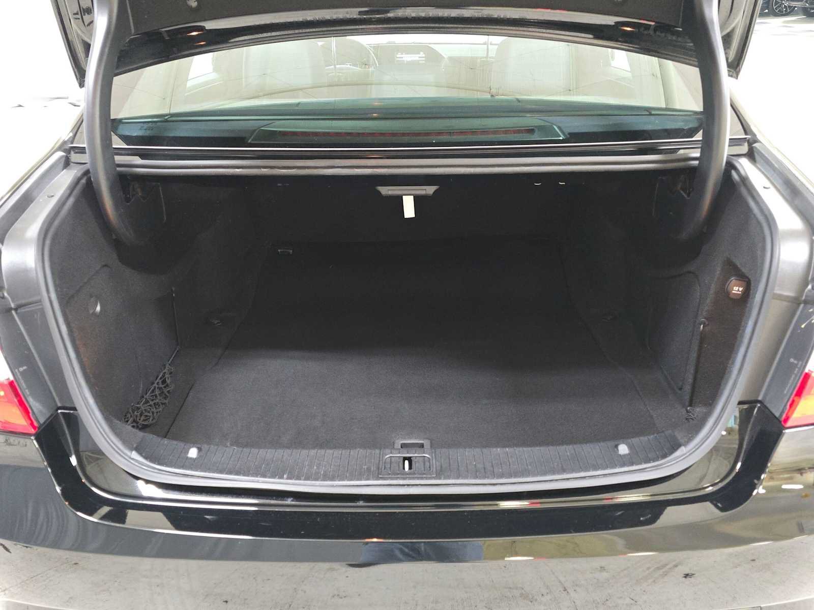 Used 2012 Mercedes-Benz E 350 Sedan image 14