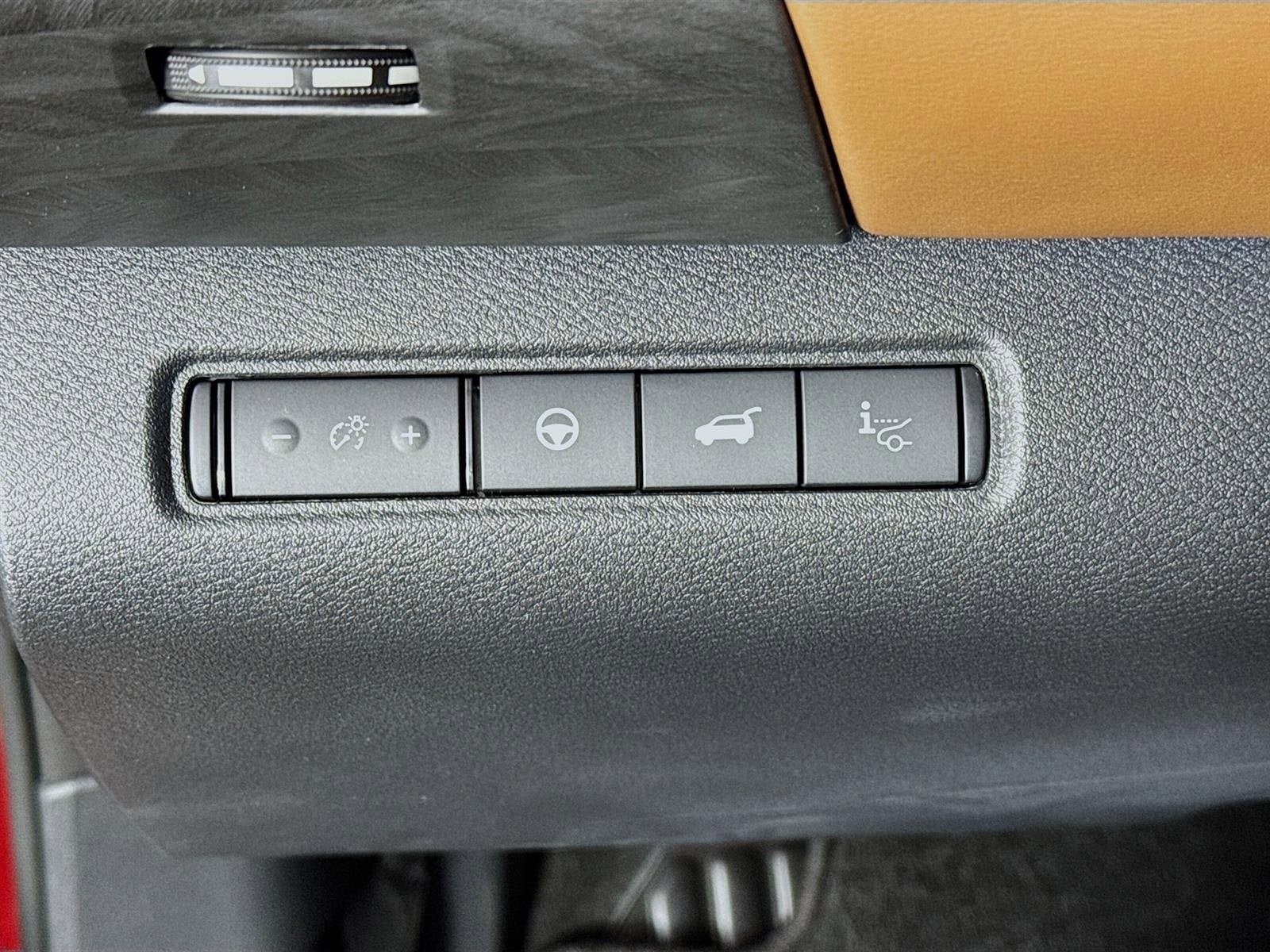 New 2026 Nissan Pathfinder Platinum w/ Cargo Package FWD image 10