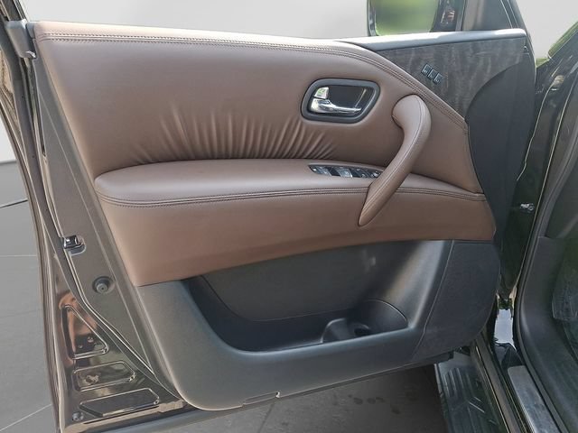 Used 2023 Nissan Armada Platinum w/ Captain's Chairs Package AWD/4WD image 14