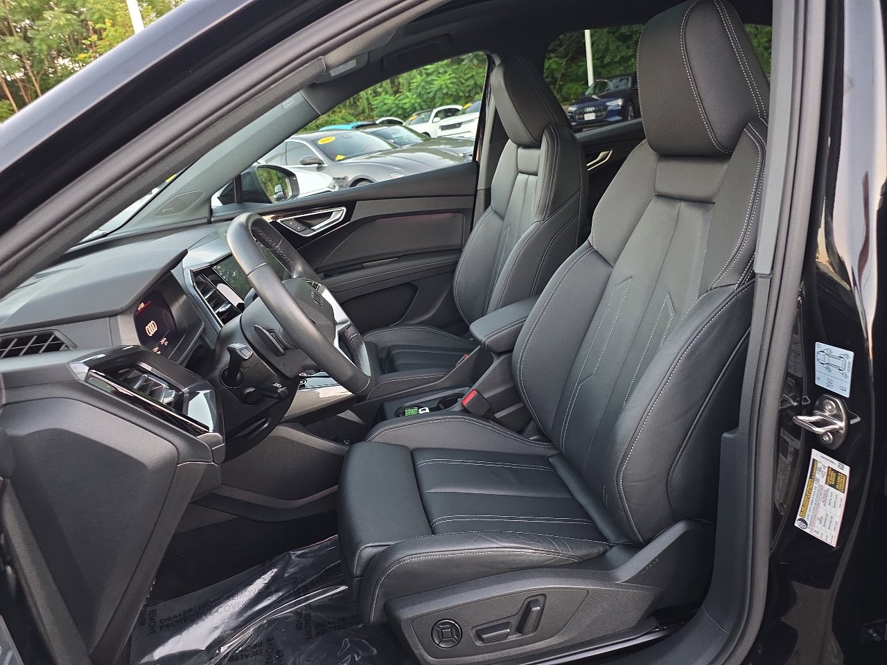 Used 2023 Audi Q4 e-tron Prestige w/ Black Optic Package image 18