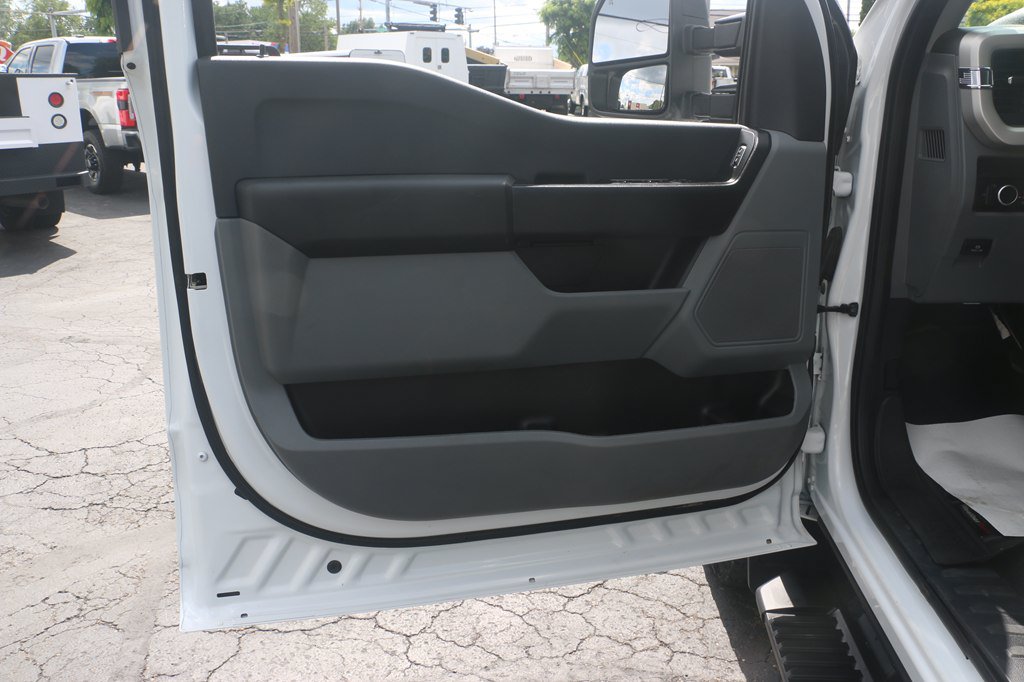 Used 2025 Ford F250 XL w/ XL Off-Road Package AWD/4WD image 31