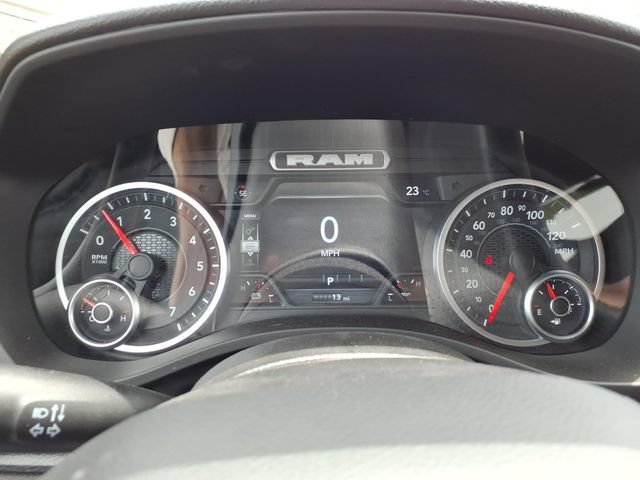 New 2026 RAM 1500 Express AWD/4WD image 23