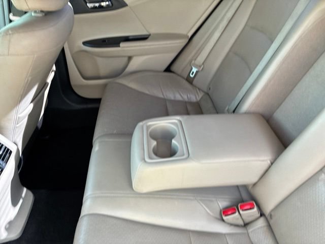 Used 2017 Honda Accord EX-L image 24