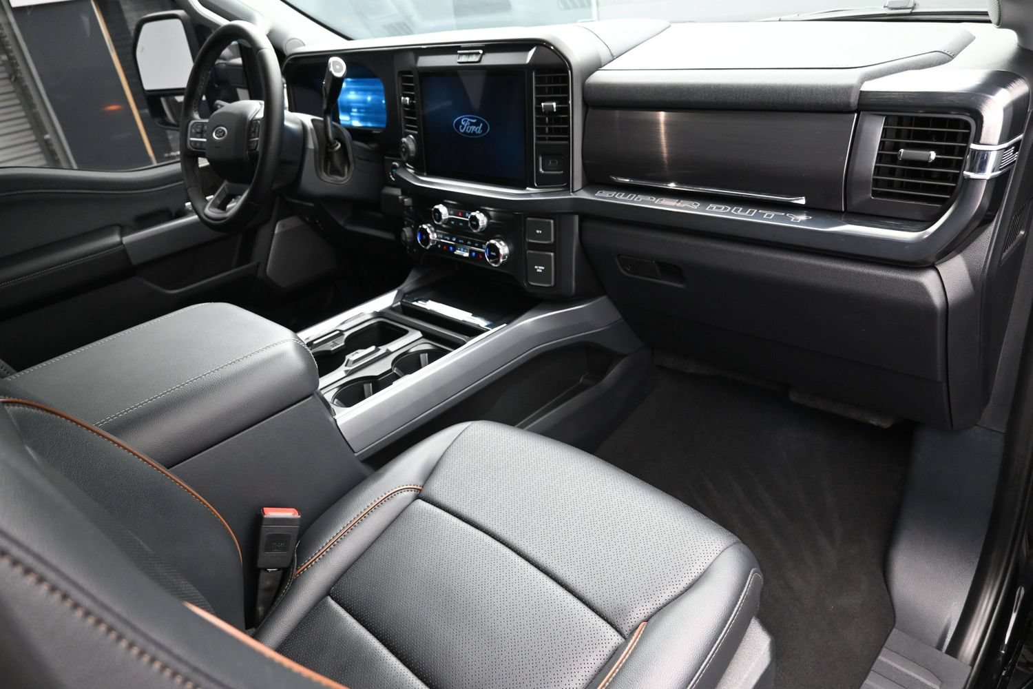 Used 2025 Ford F250 Lariat w/ Lariat Ultimate Package AWD/4WD image 43