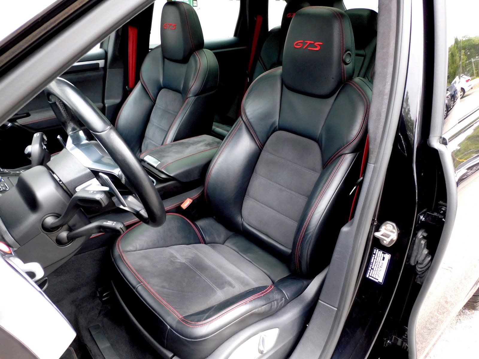 Used 2016 Porsche Cayenne GTS AWD/4WD image 14