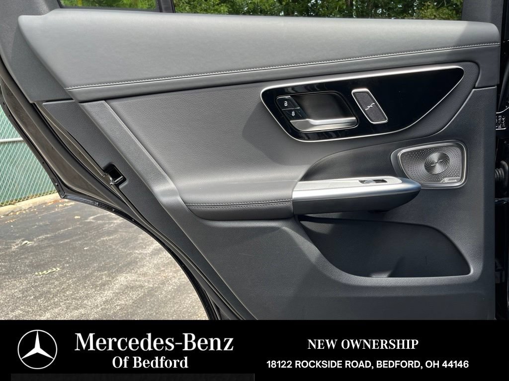 Used 2026 Mercedes-Benz GLC 300 4MATIC image 12