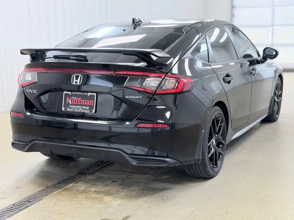Used 2023 Honda Civic Sport image 5