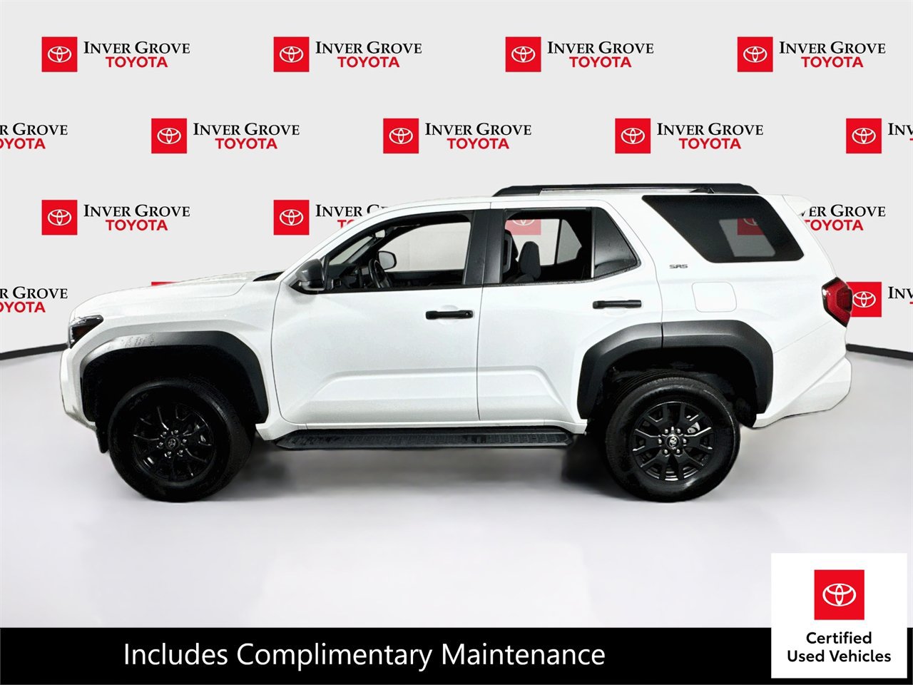 Certified 2025 Toyota 4Runner SR5 AWD/4WD image 8