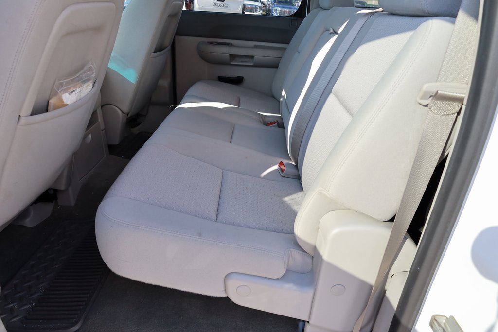 Used 2013 Chevrolet Silverado 3500 LT w/ Interior Plus Package image 18