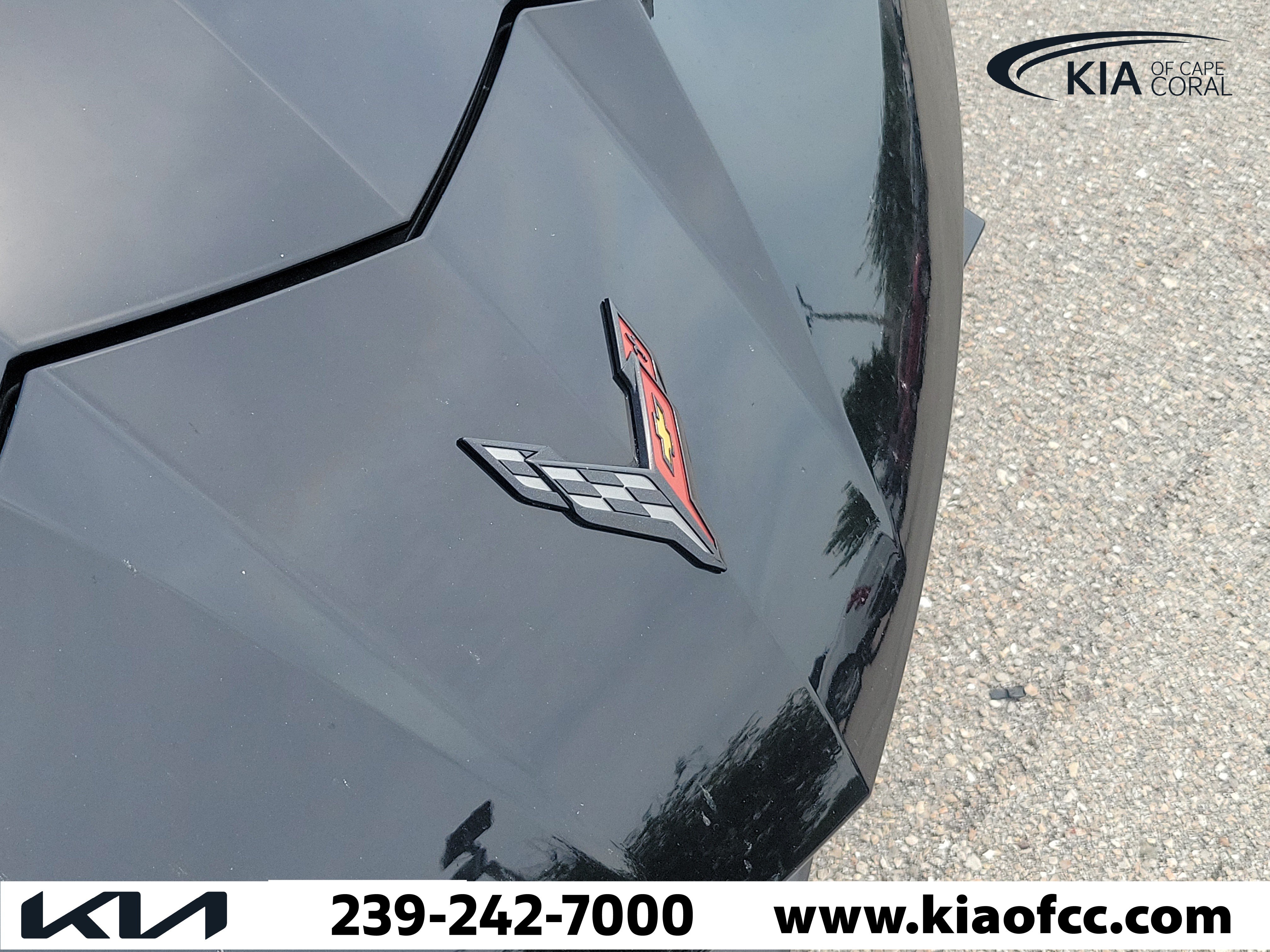 Used 2025 Chevrolet Corvette Stingray Preferred Conv w/ Z51 Performance Package RWD image 10