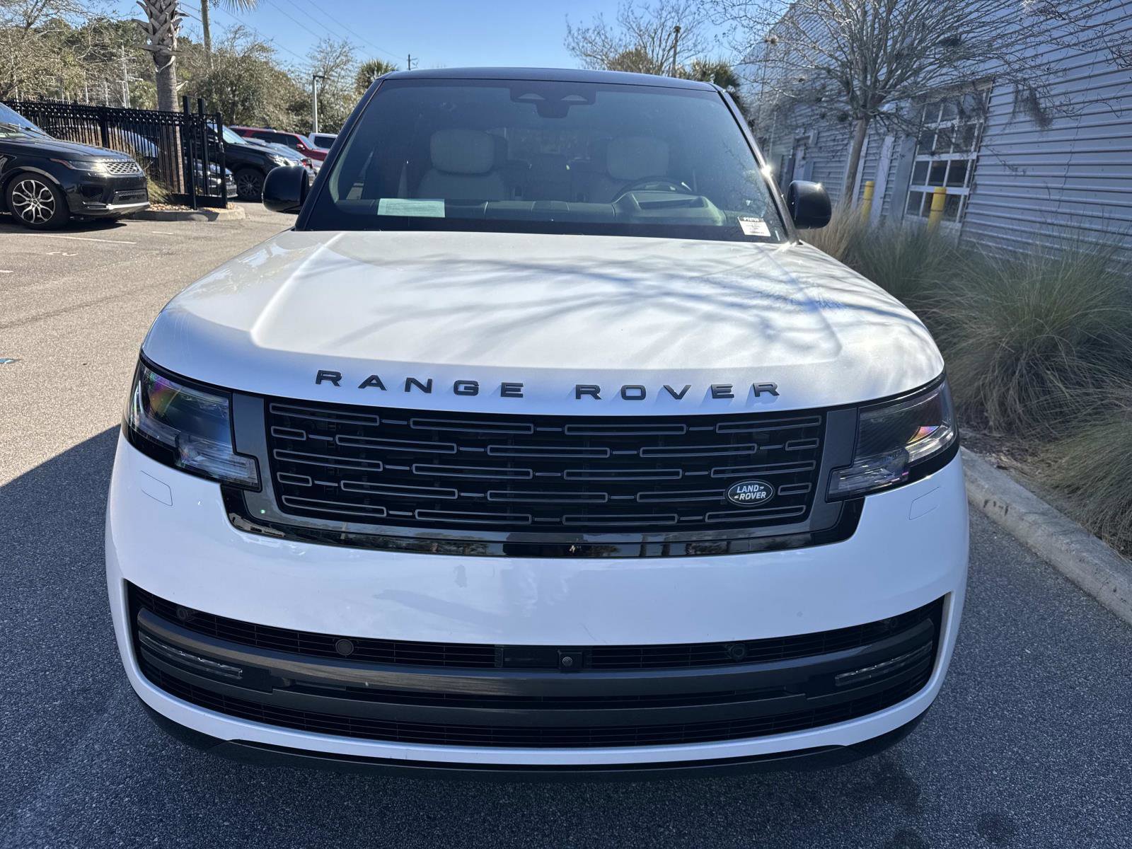 Certified 2024 Land Rover Range Rover Long Wheelbase Autobiography image 8