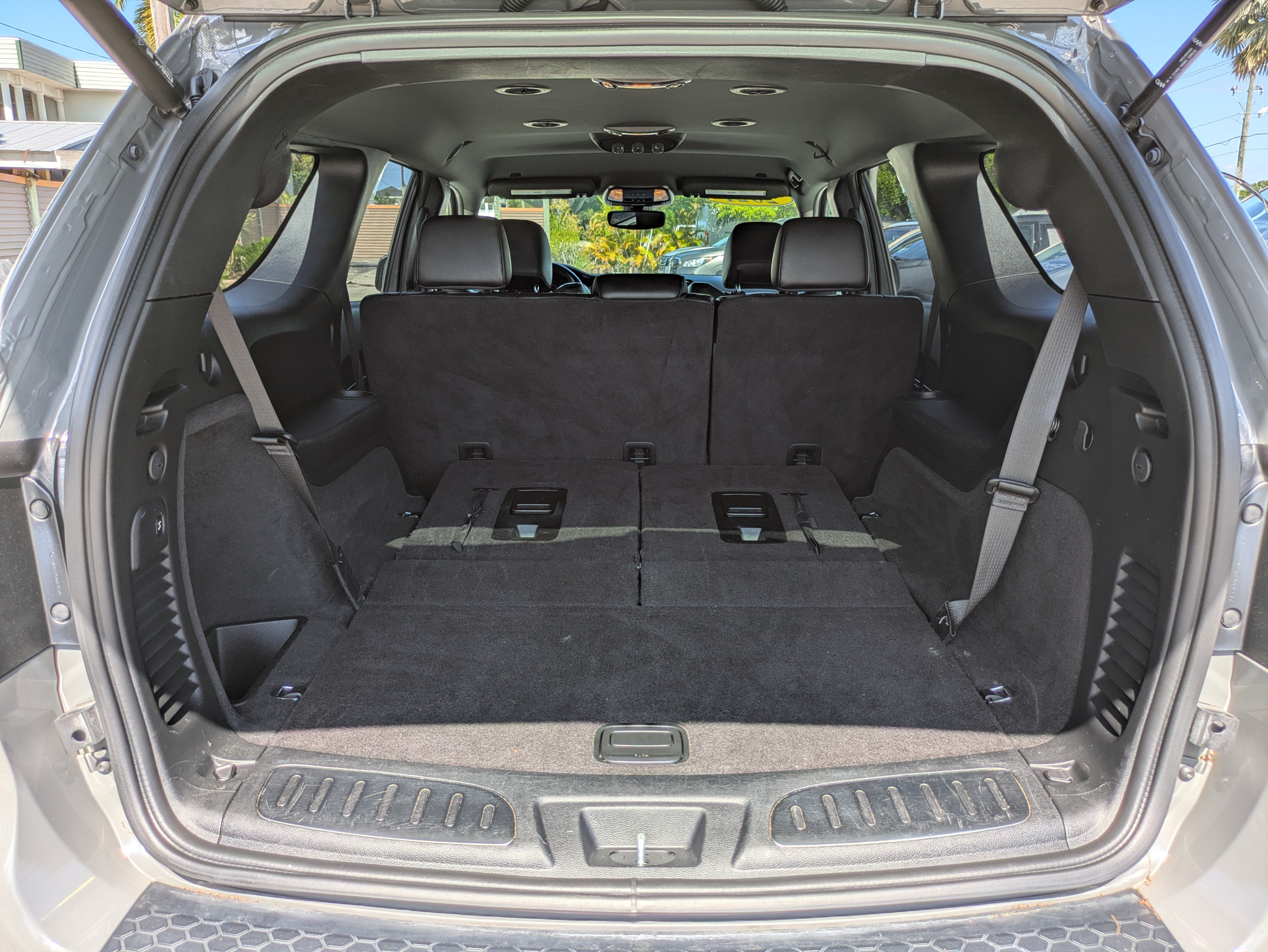 Used 2021 Dodge Durango R/T w/ Blacktop Package RWD image 13