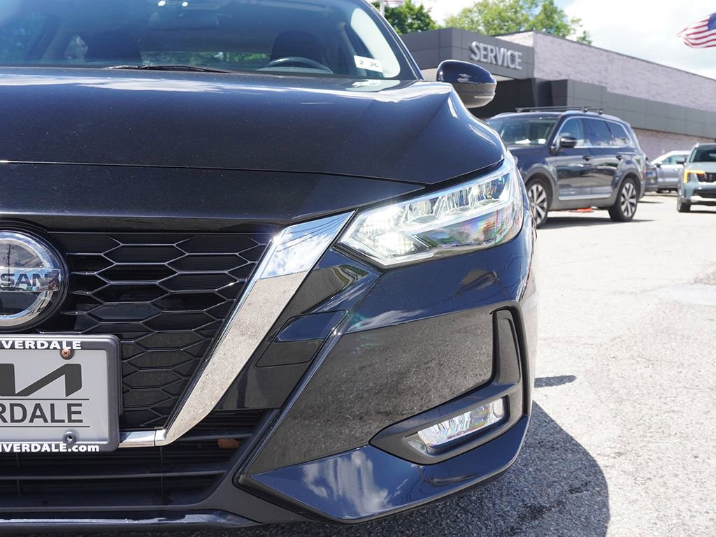 Used 2021 Nissan Sentra SR FWD image 12