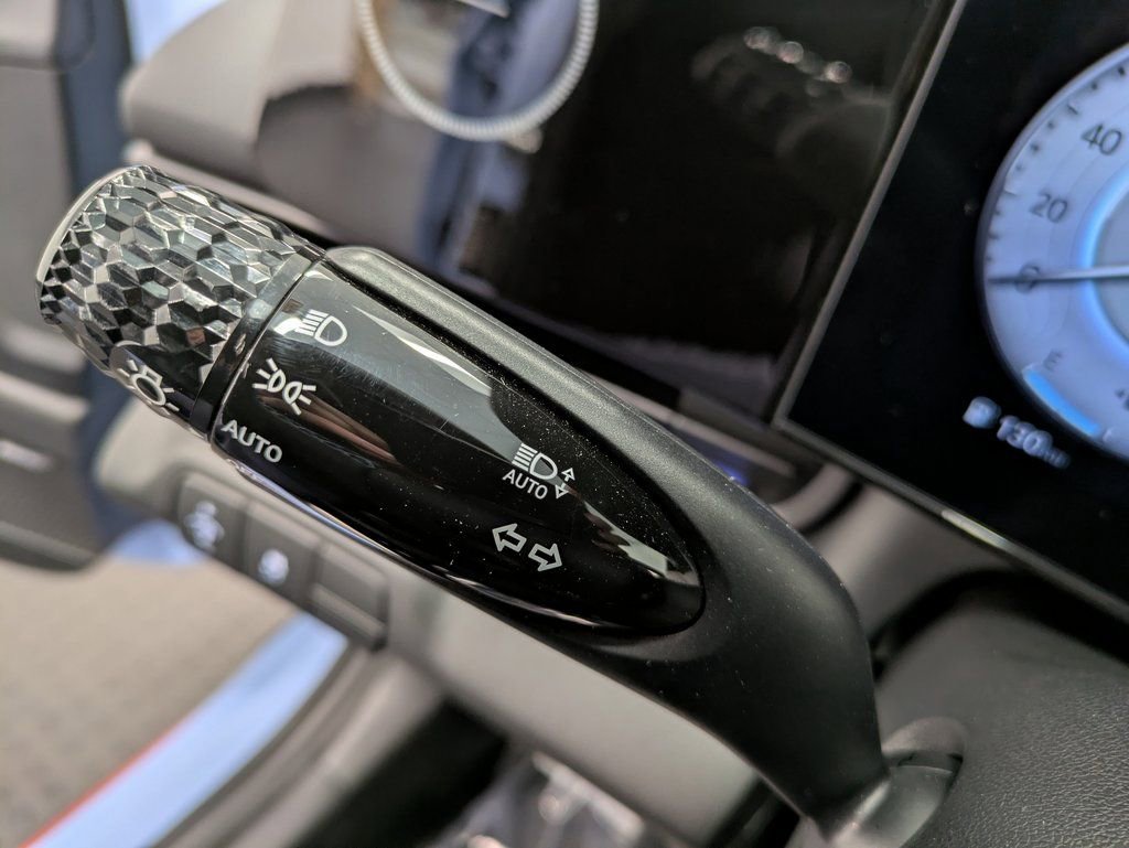 Used 2025 Hyundai Elantra N Base image 18