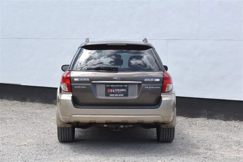 Used 2008 Subaru Outback 2.5i L.L. Bean AWD/4WD image 4