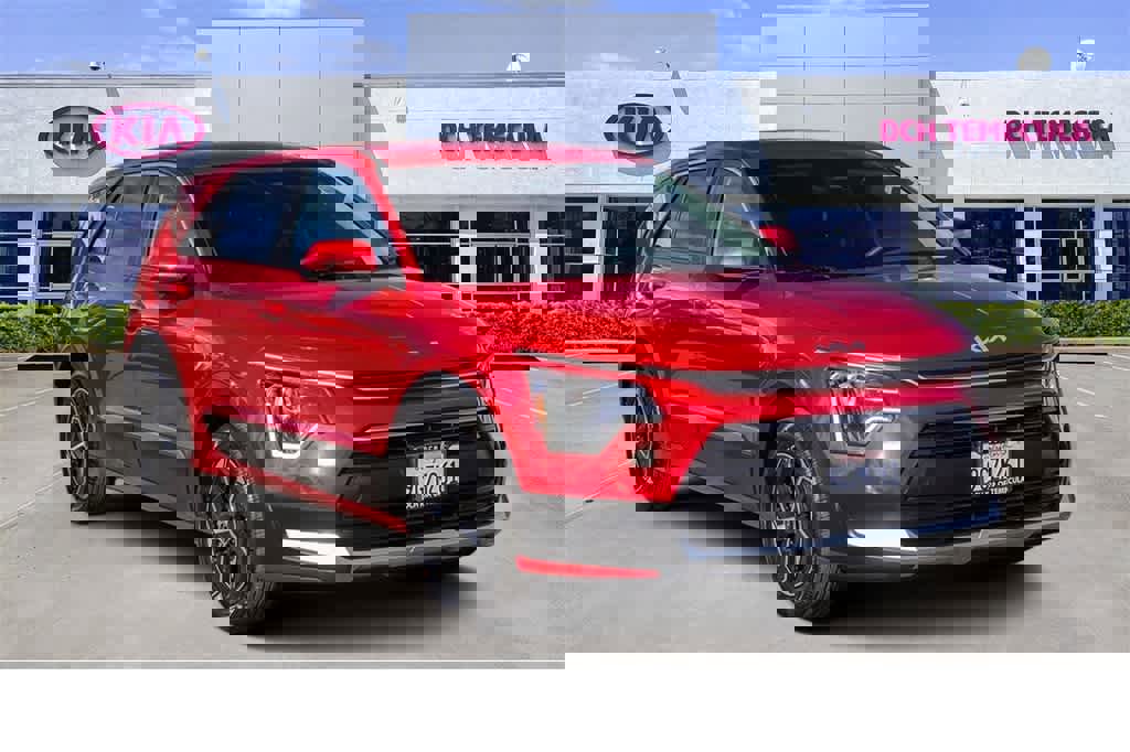 Certified 2023 Kia Niro LX image 3