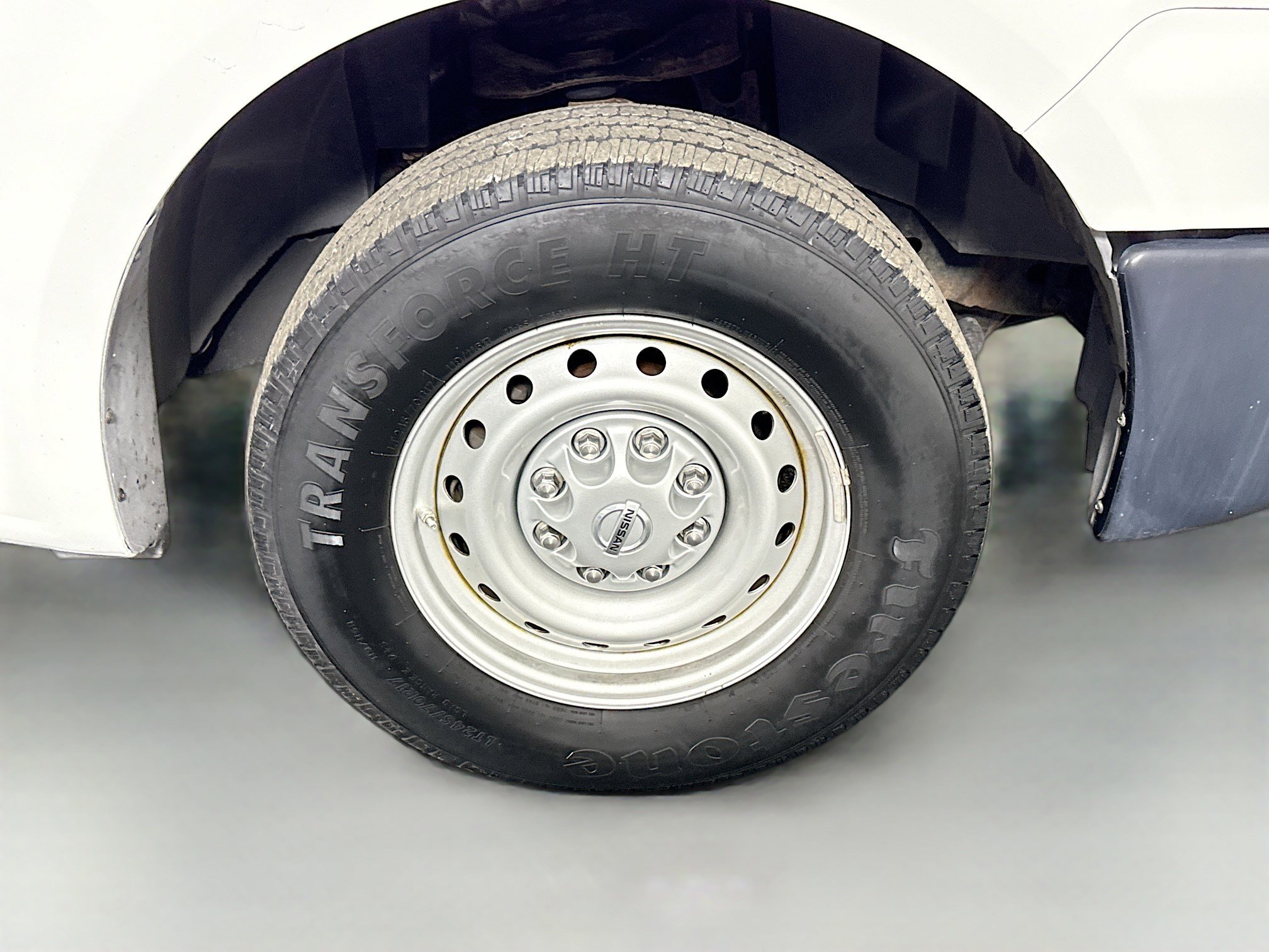 Used 2017 Nissan NV 3500 S w/ Power Package image 25