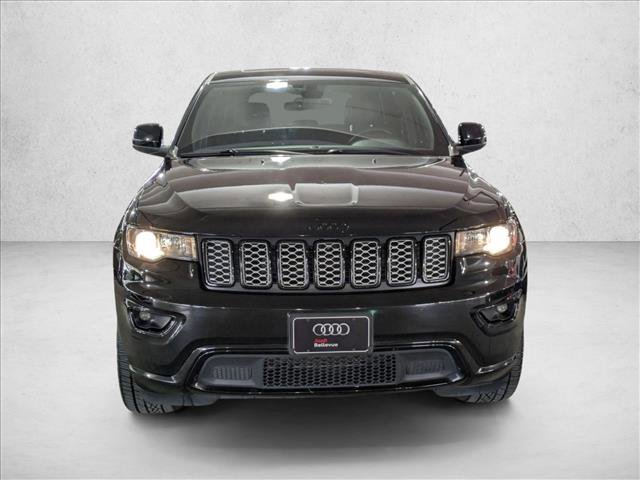 Used 2018 Jeep Grand Cherokee Altitude image 2