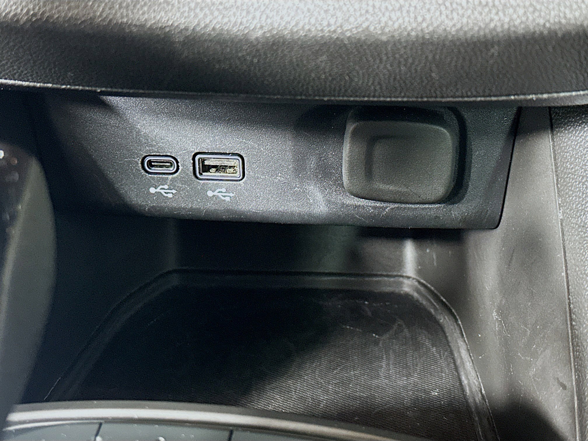 Used 2025 Buick Envista Preferred image 25